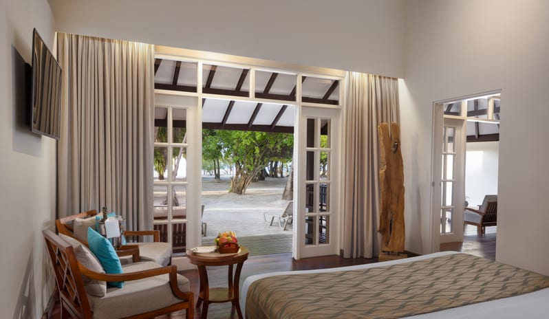 DELUXE FAMILY BEACH VILLA 118-119-3 22